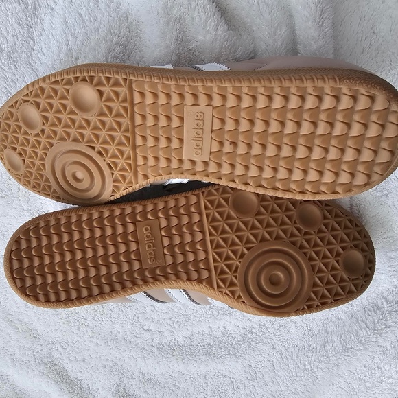 Adidas Samba OG Wonder Taupe EUC - Picture 2 of 4